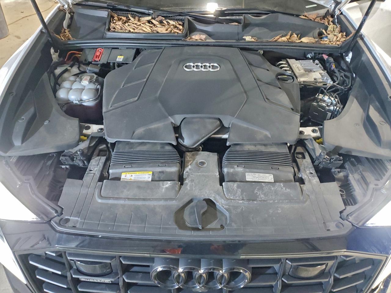2023 AUDI Q8