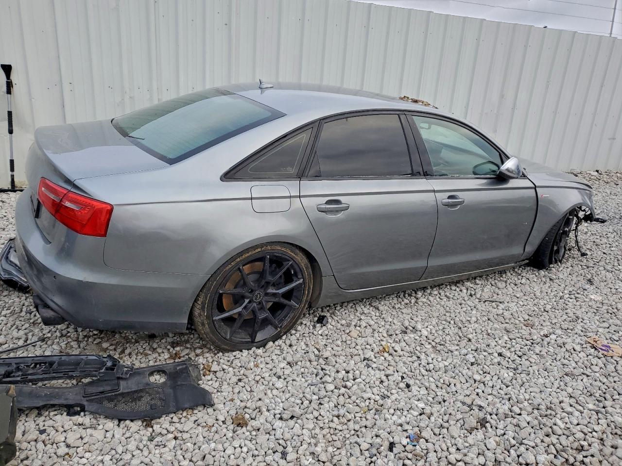 2014 AUDI S6