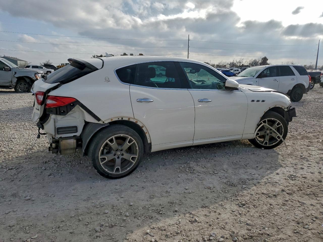 2019 MASERATI Levante