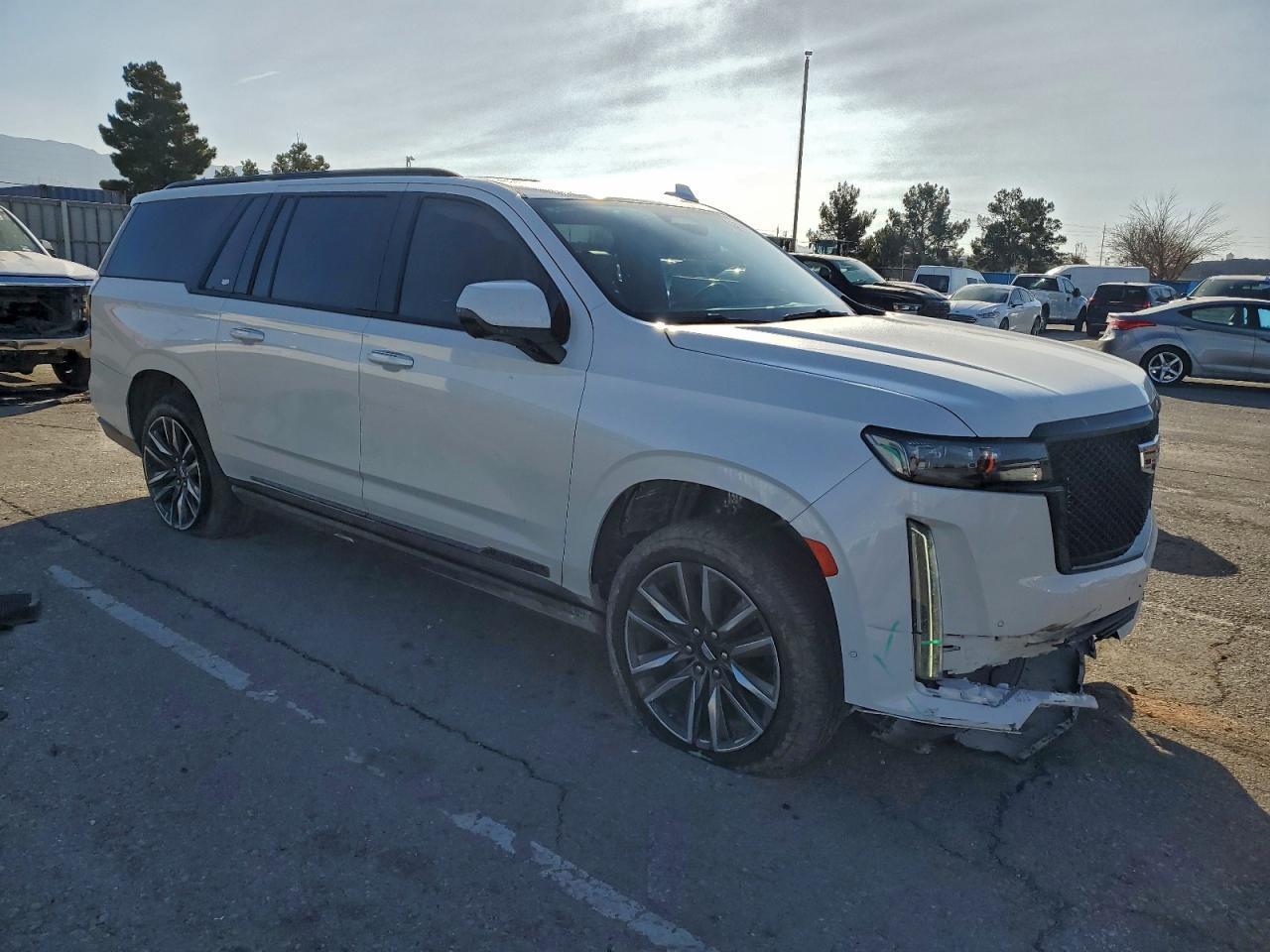 2021 CADILLAC Escalade ESV