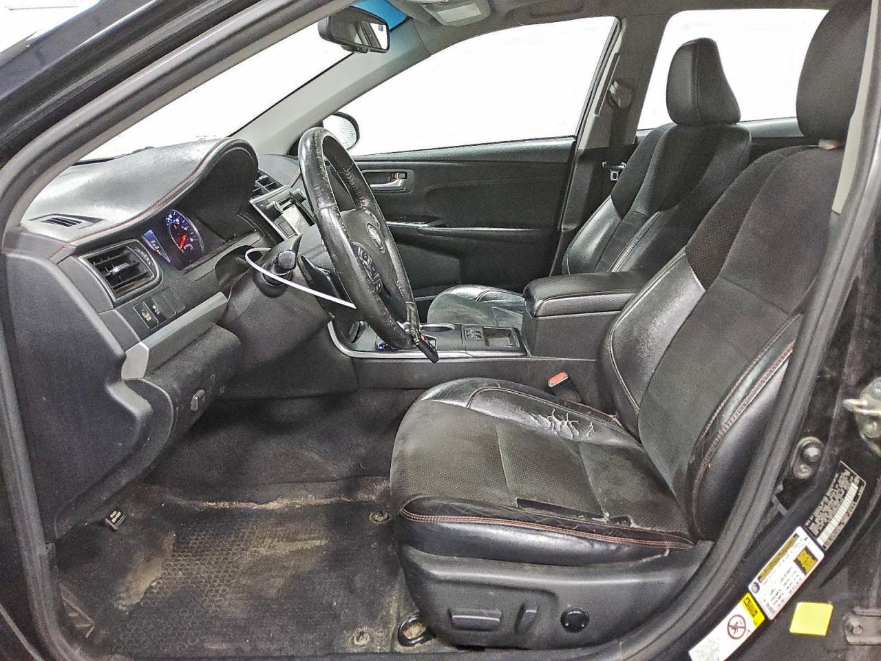 2017 TOYOTA CAMRY