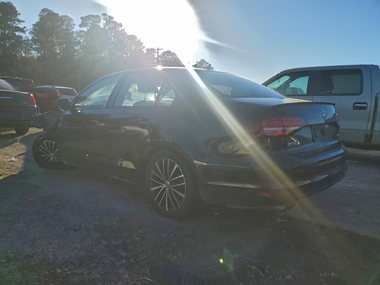 2016 VOLKSWAGEN JETTA