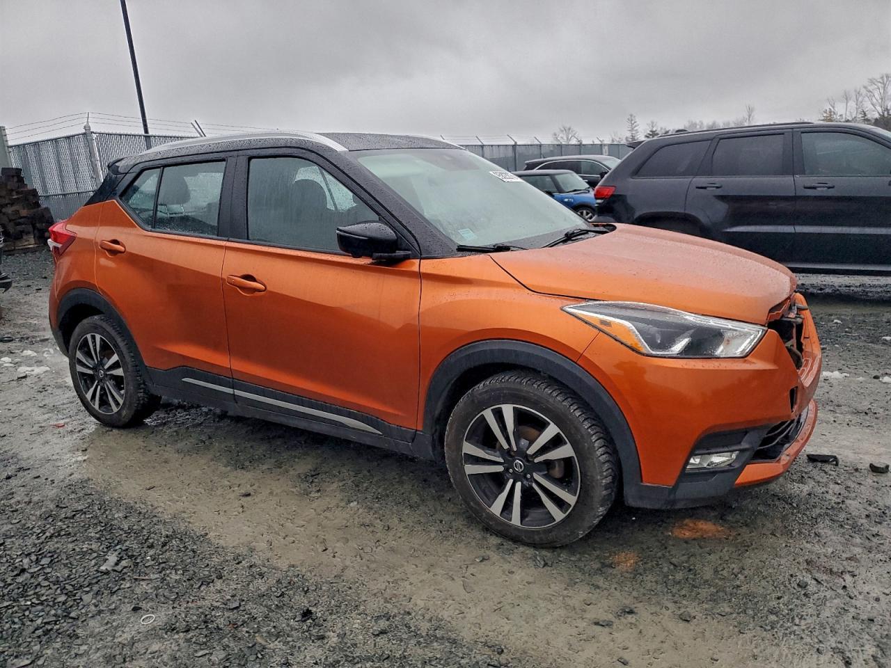 2020 NISSAN KICKS