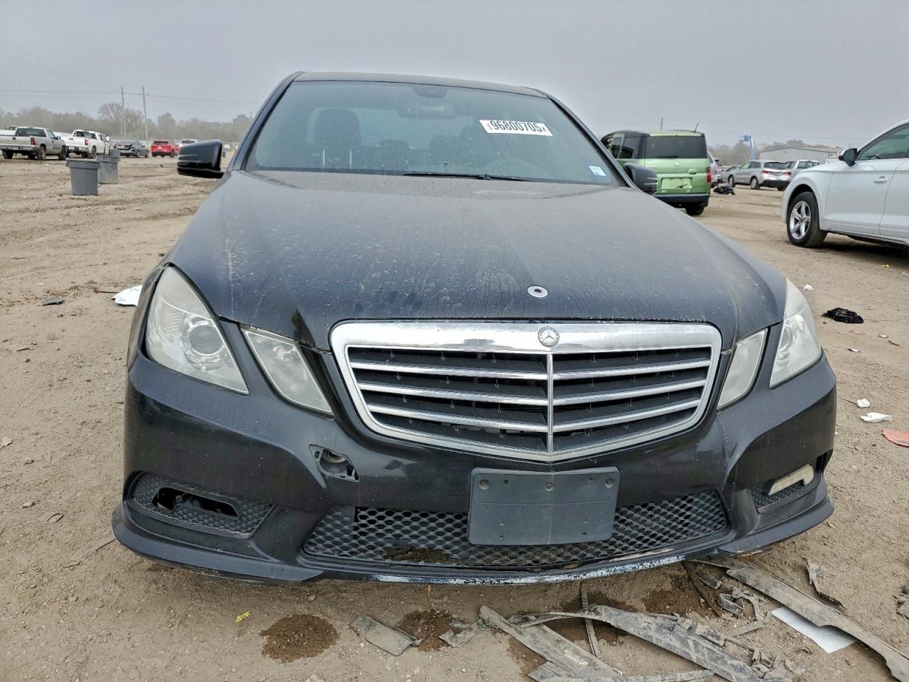 2011 MERCEDES-BENZ E-Class