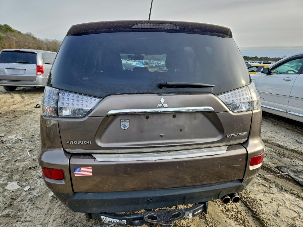 2011 MITSUBISHI outlander