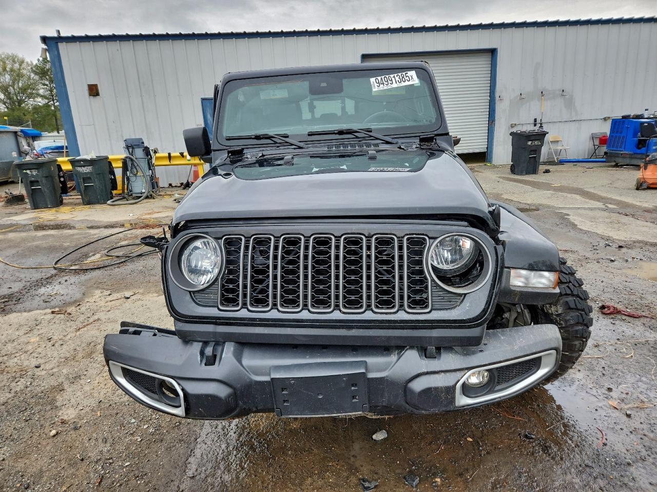 2025 JEEP Gladiator