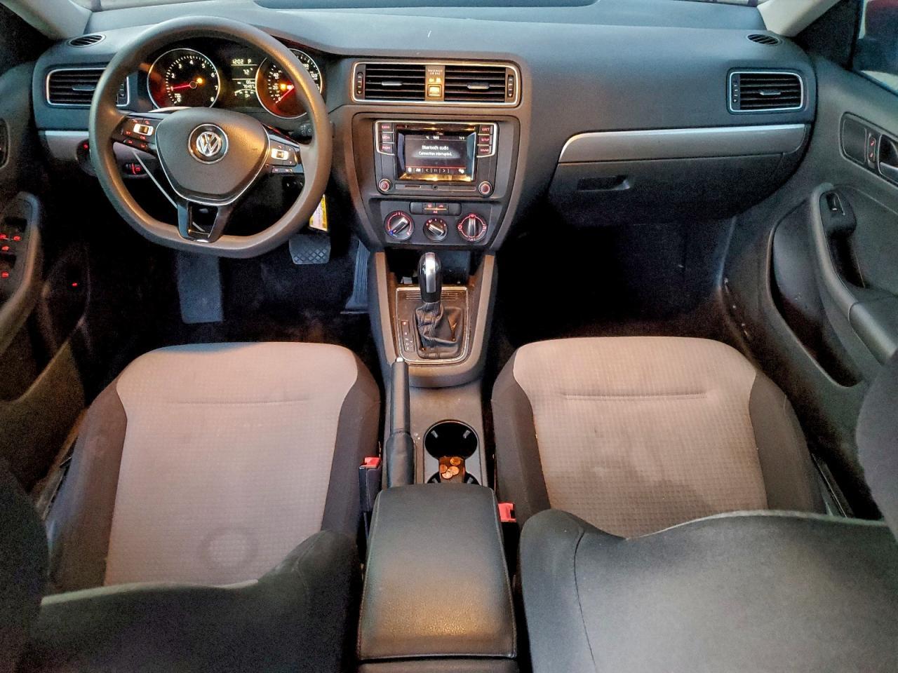 2017 VOLKSWAGEN JETTA