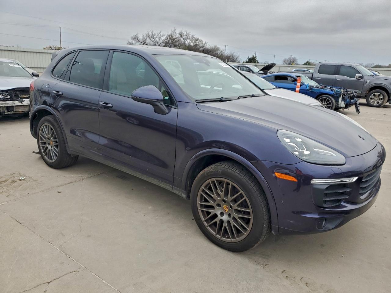 2018 PORSCHE CAYENNE