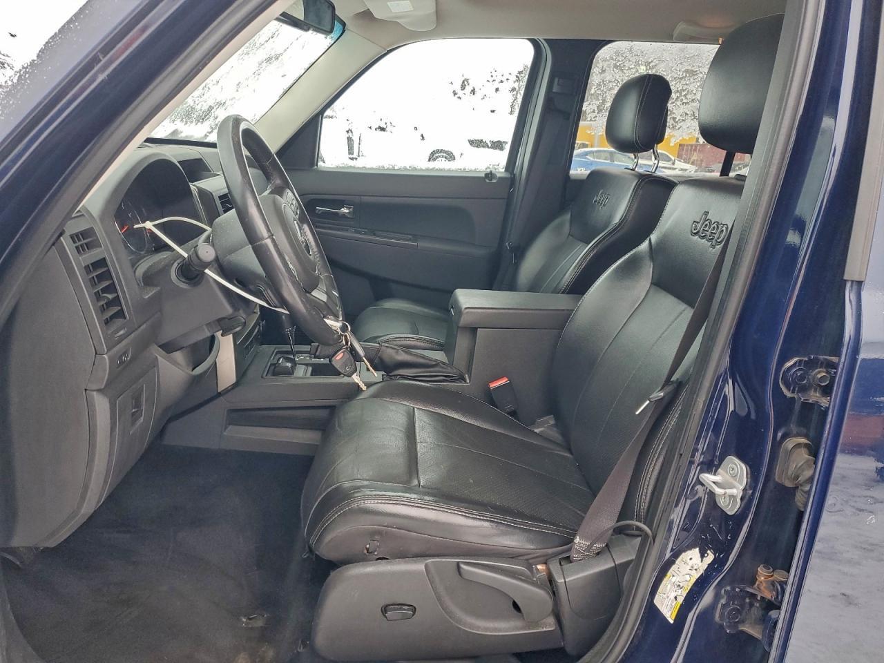2012 JEEP Liberty