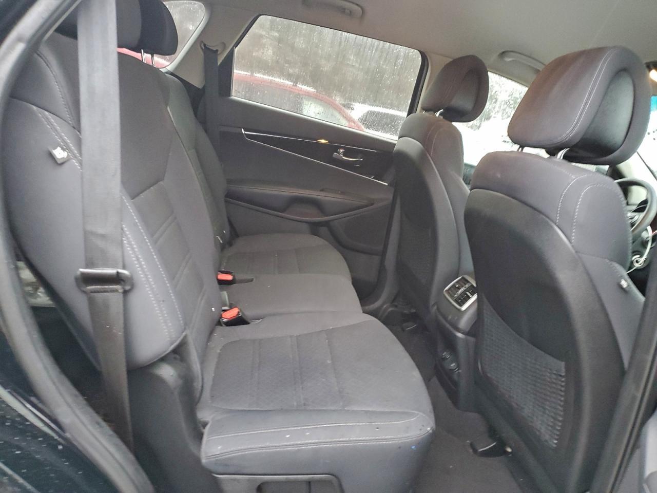 2016 KIA SORENTO