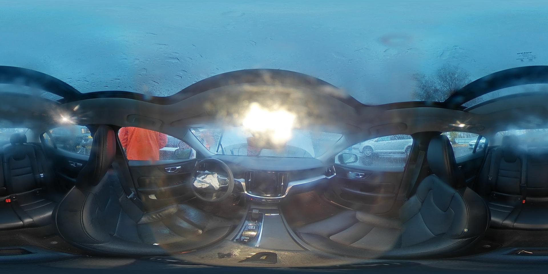 2024 VOLVO S60