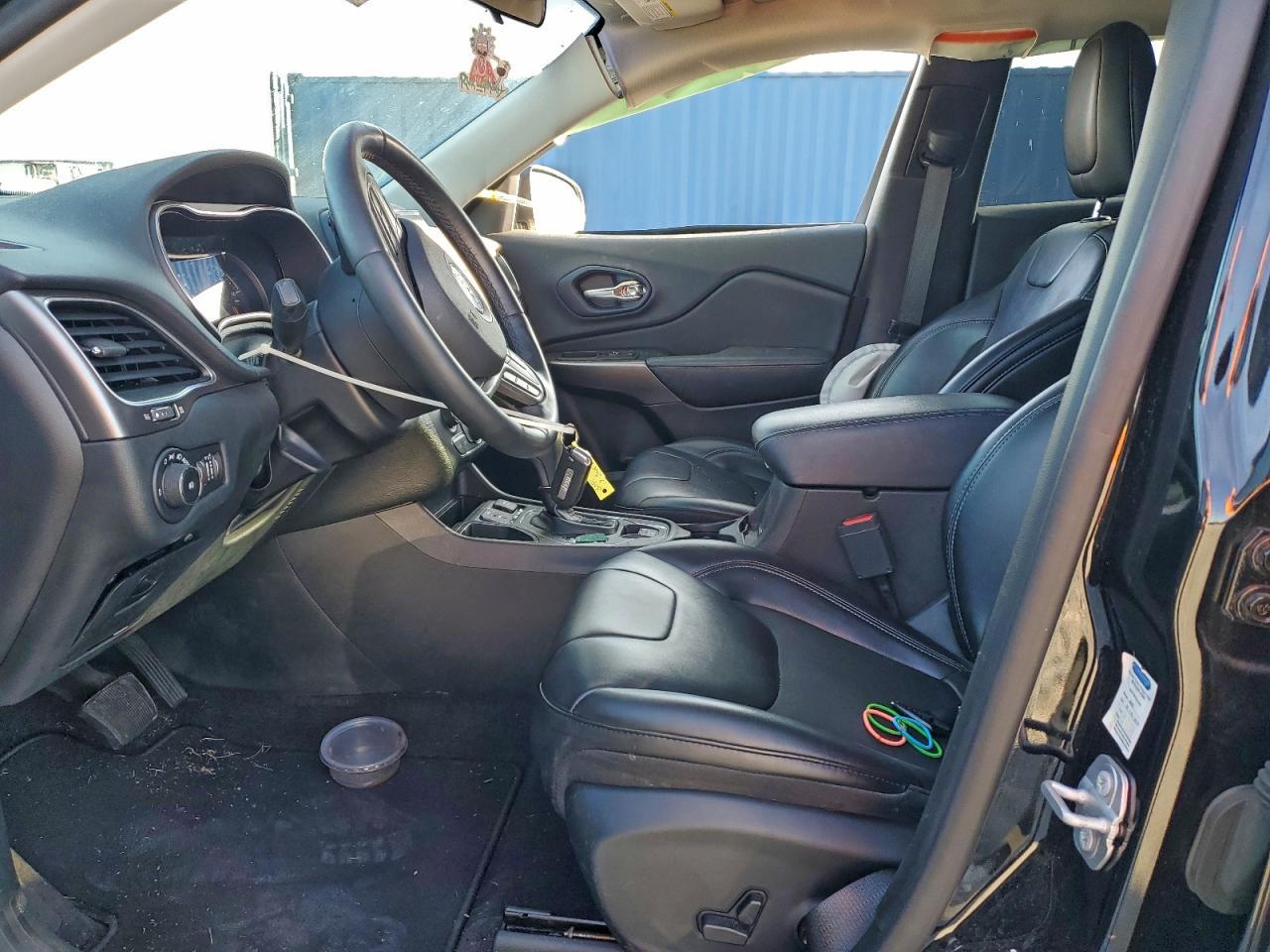 2019 JEEP CHEROKEE