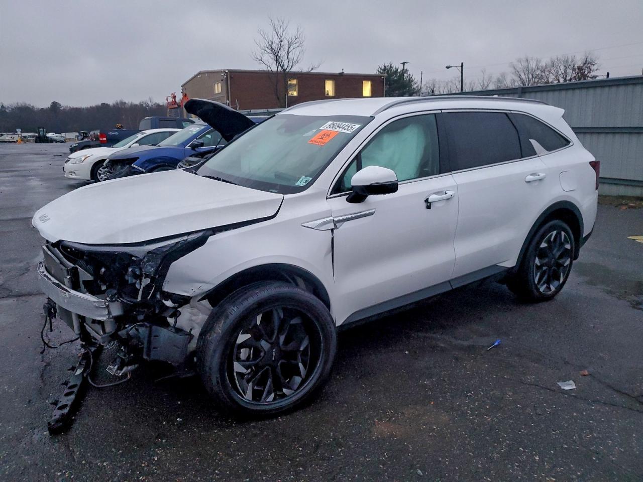 2025 KIA SORENTO