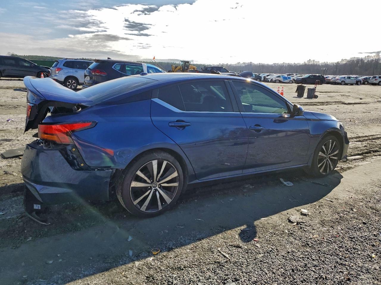 2019 NISSAN ALTIMA