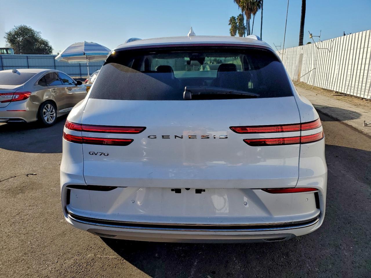 2026 GENESIS GV70