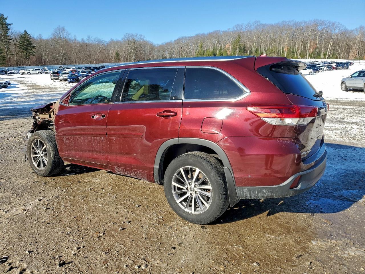 2017 TOYOTA HIGHLANDER