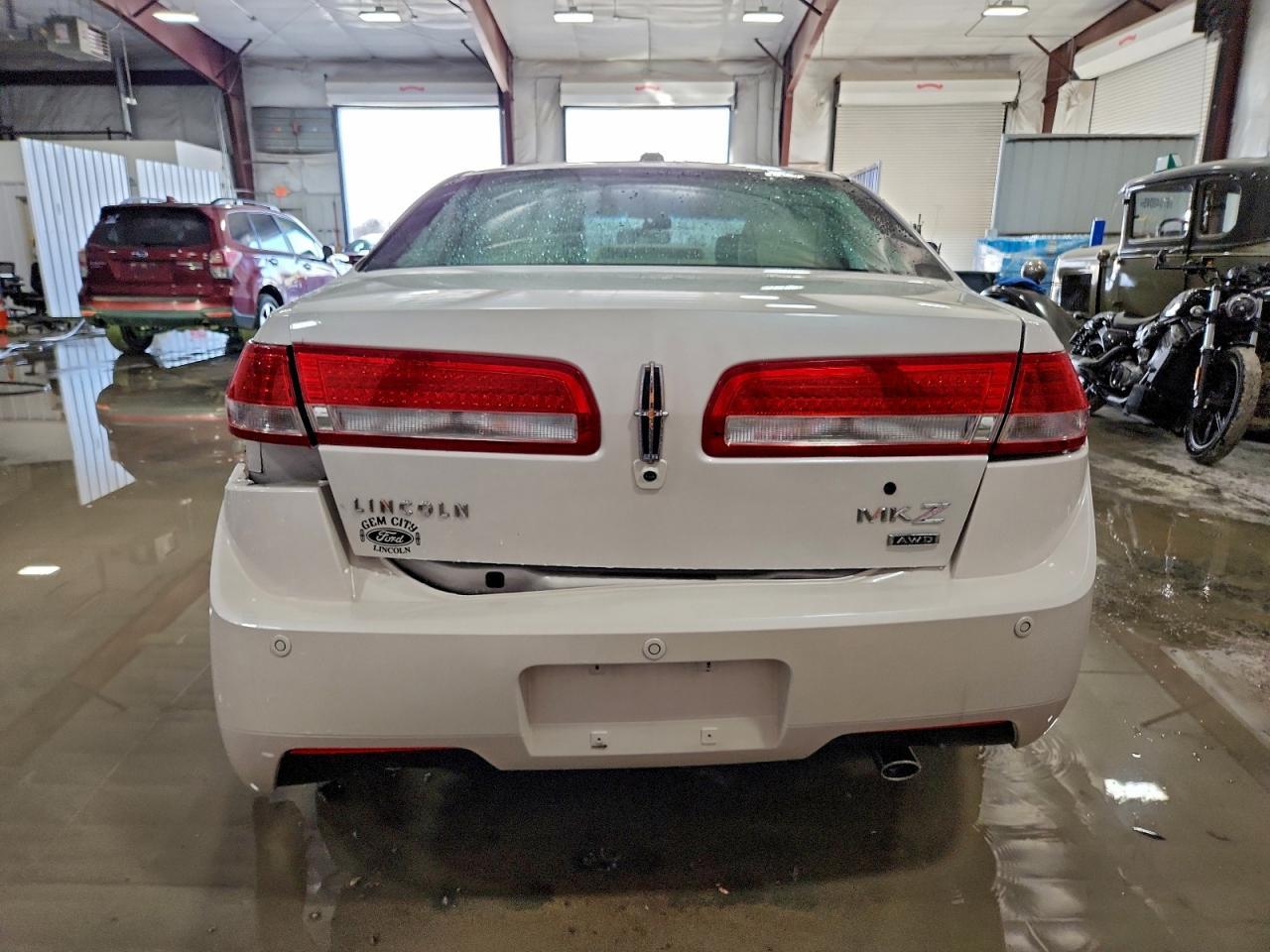 2012 LINCOLN MKZ
