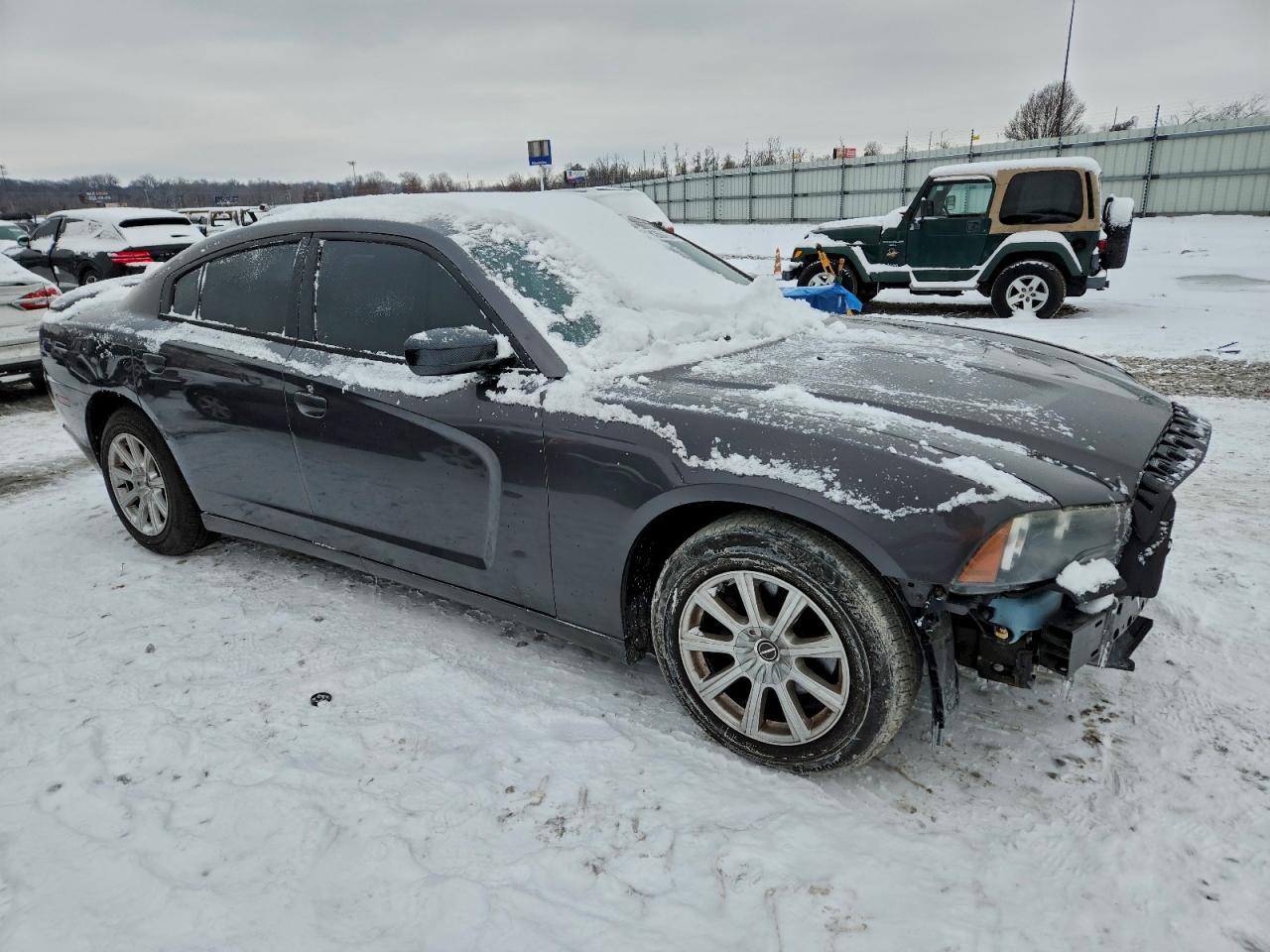 2013 DODGE CHARGER