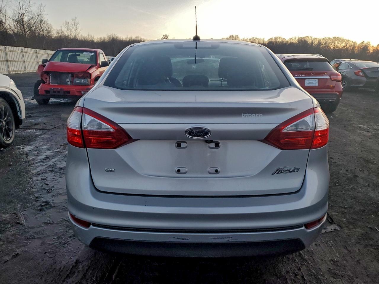 2018 FORD Fiesta