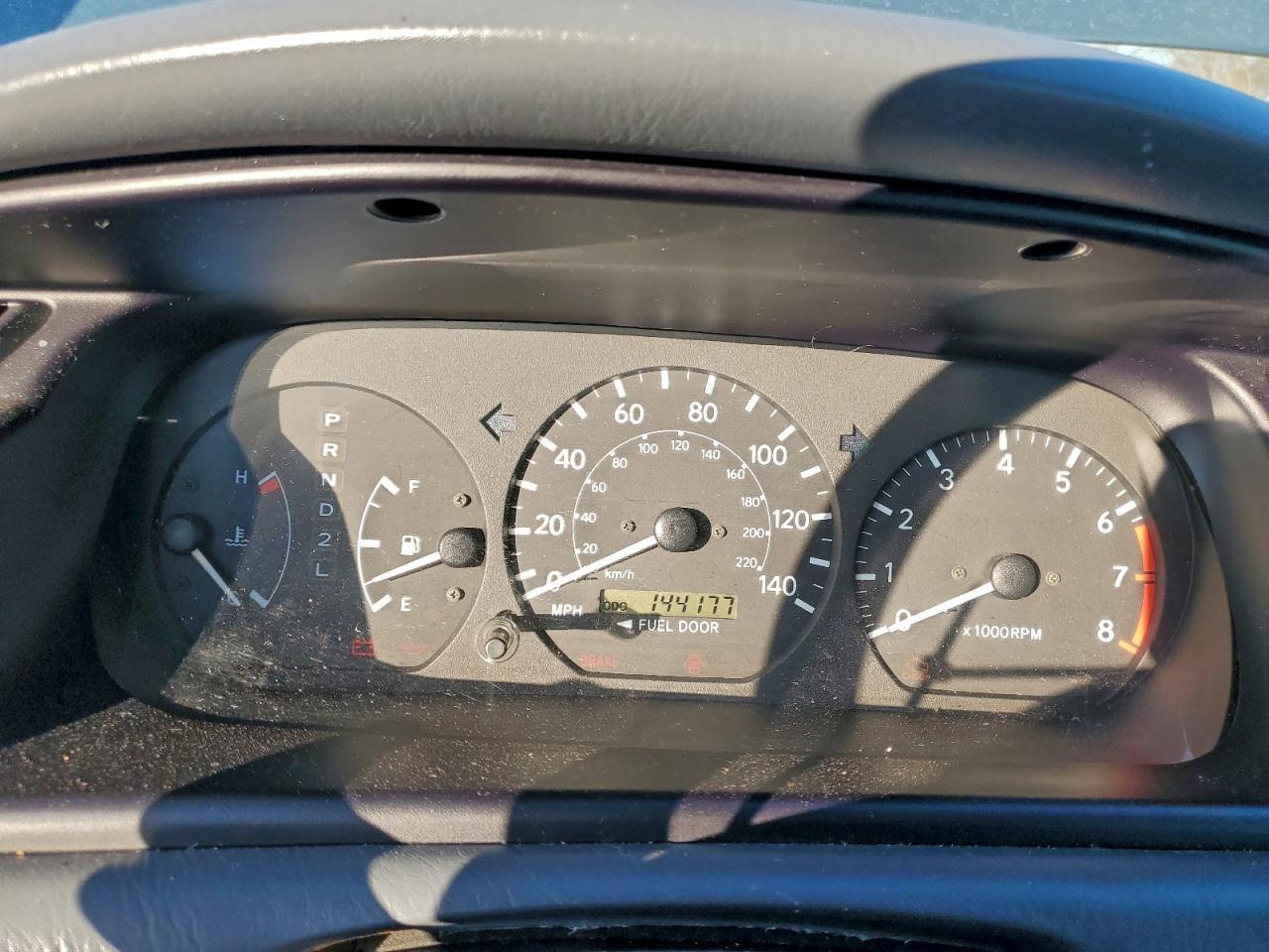 2001 TOYOTA CAMRY