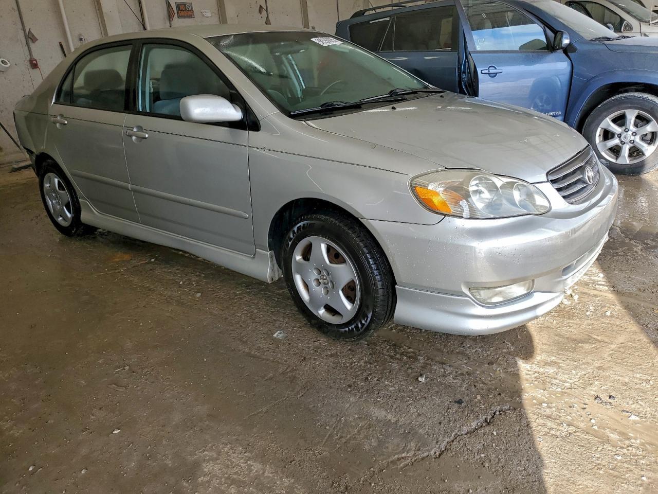 2004 TOYOTA COROLLA