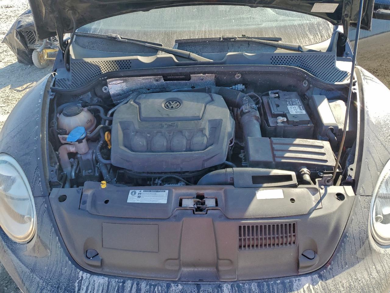 2019 VOLKSWAGEN Beetle