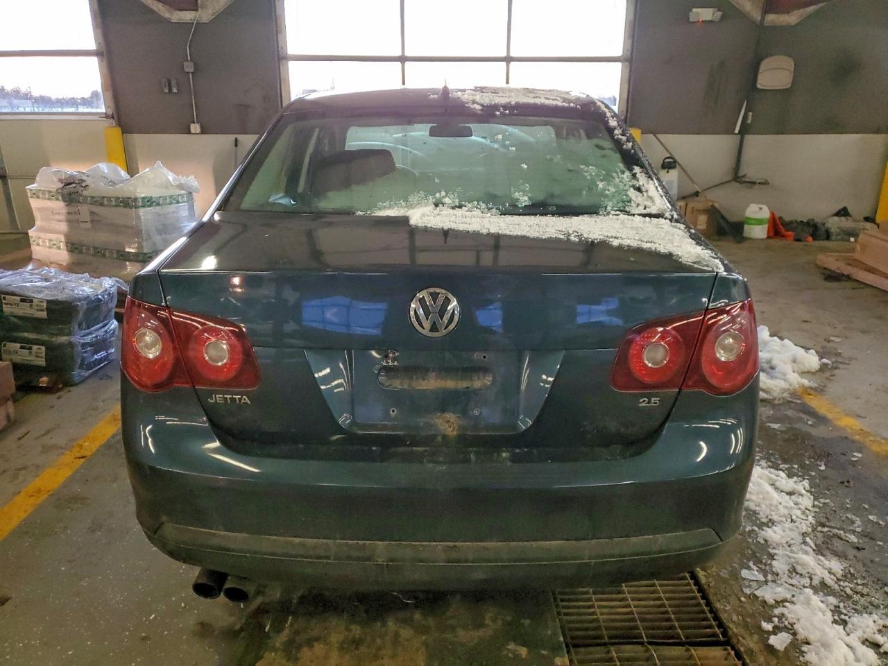 2010 VOLKSWAGEN JETTA