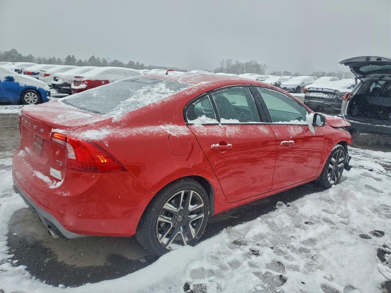 2018 VOLVO S60