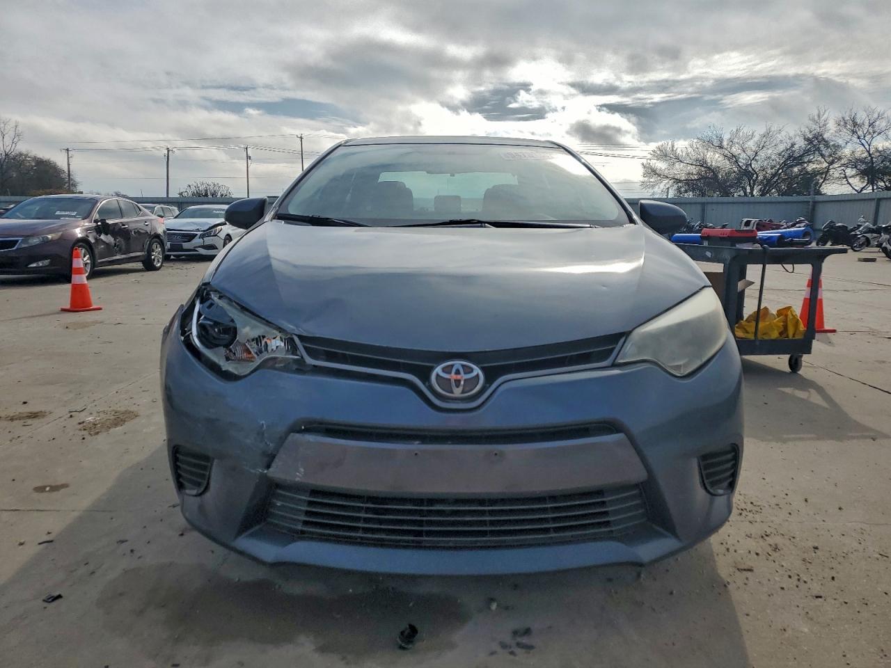2016 TOYOTA COROLLA