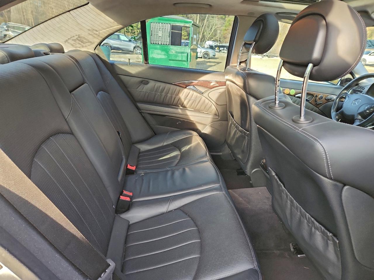 2005 MERCEDES-BENZ E-Class