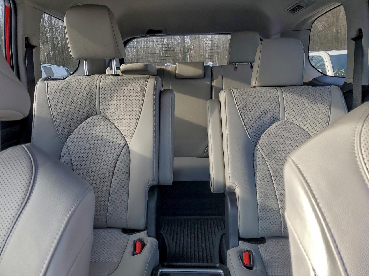 2024 TOYOTA HIGHLANDER
