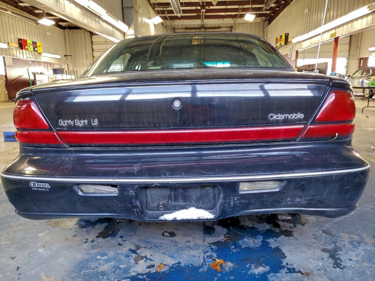1999 OLDSMOBILE 88