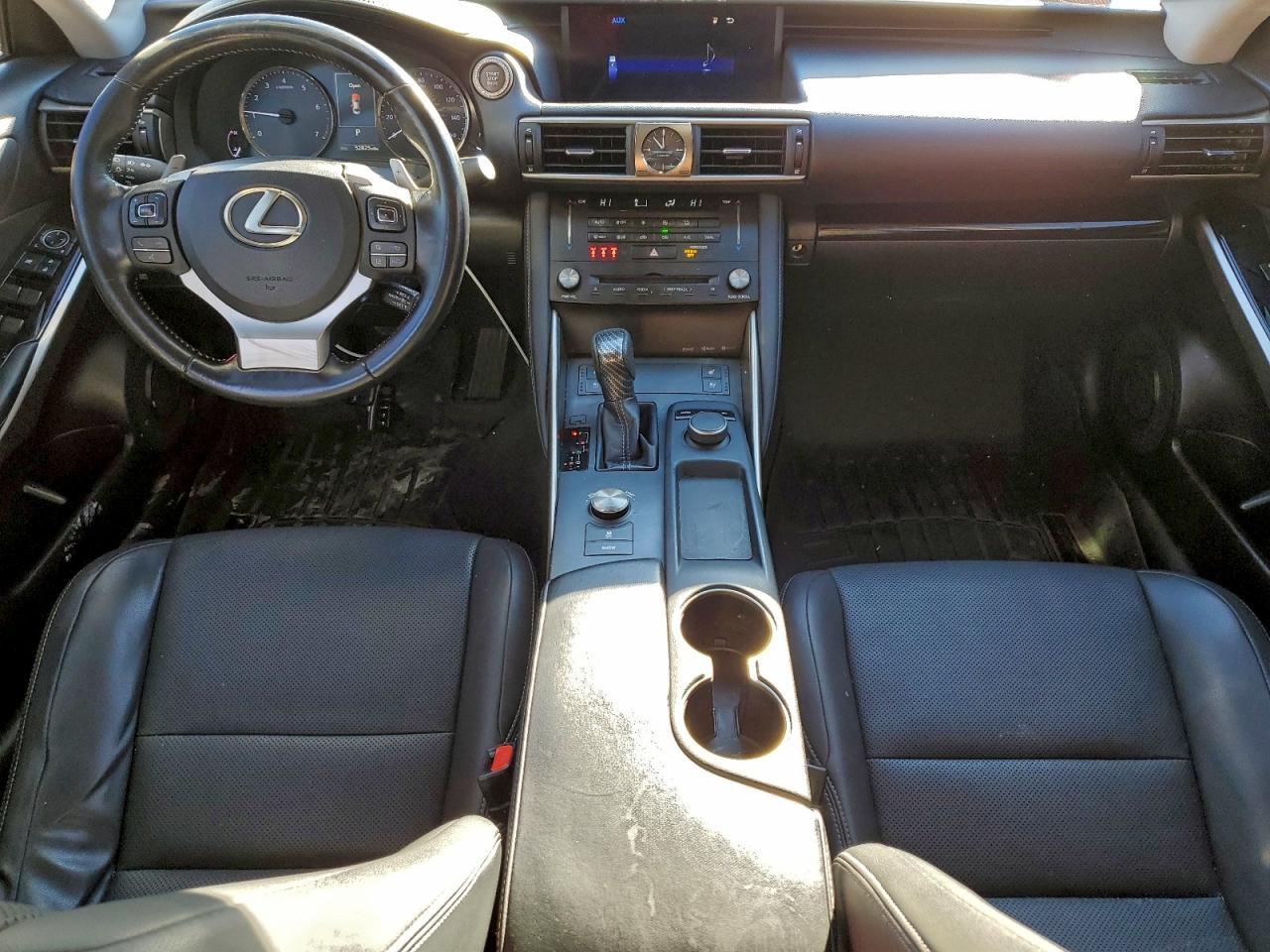 2017 LEXUS IS 300
