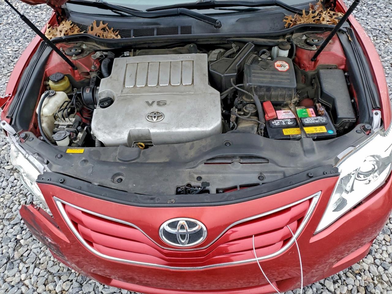 2010 TOYOTA CAMRY