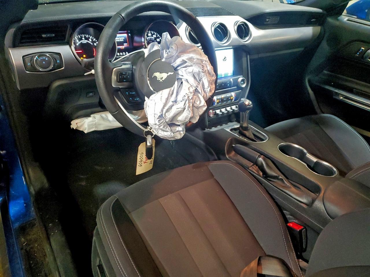 2020 FORD MUSTANG