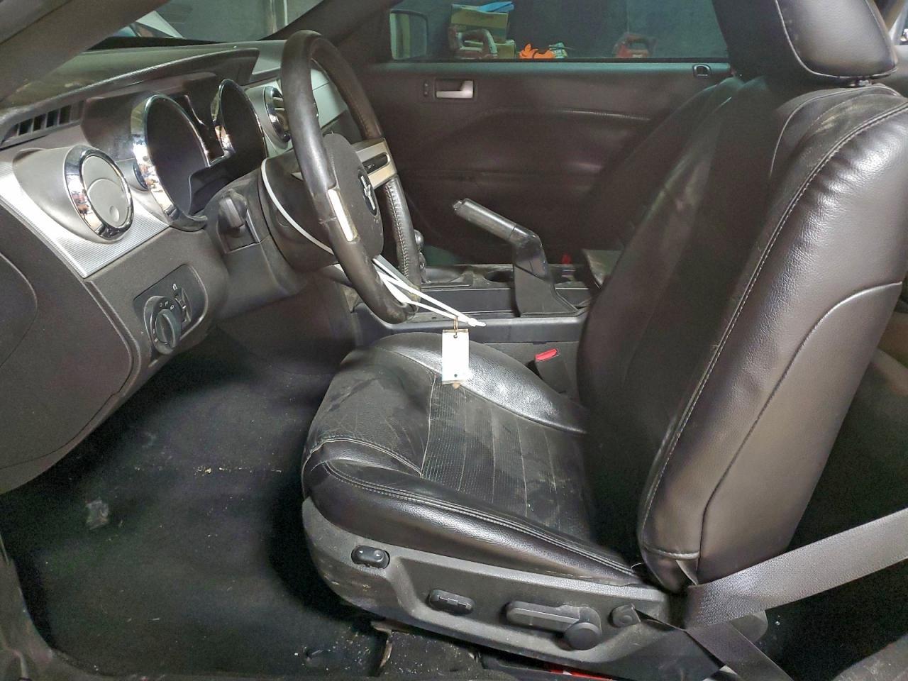 2006 FORD MUSTANG