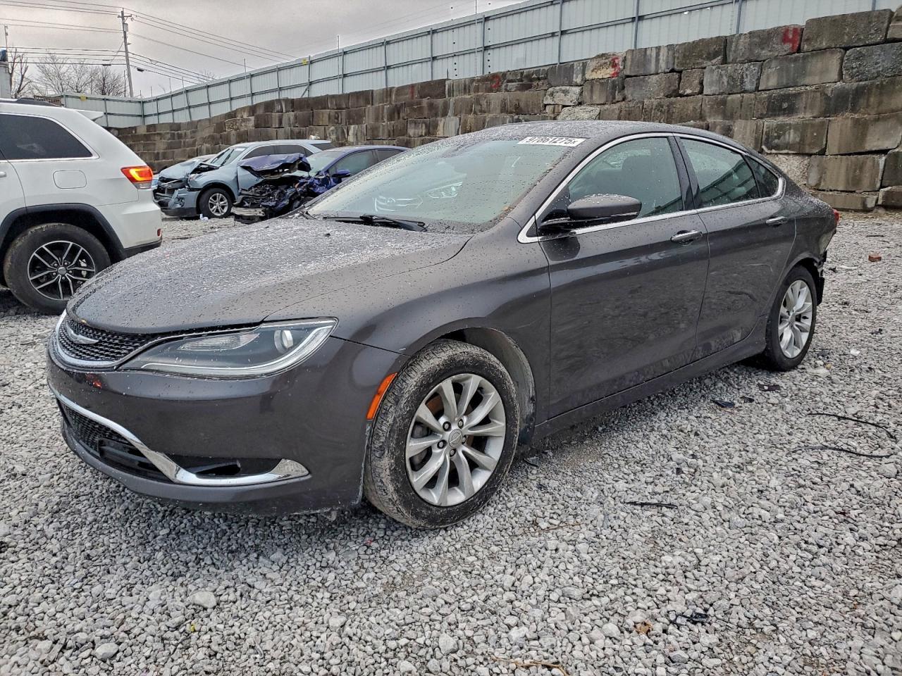 2015 CHRYSLER 200