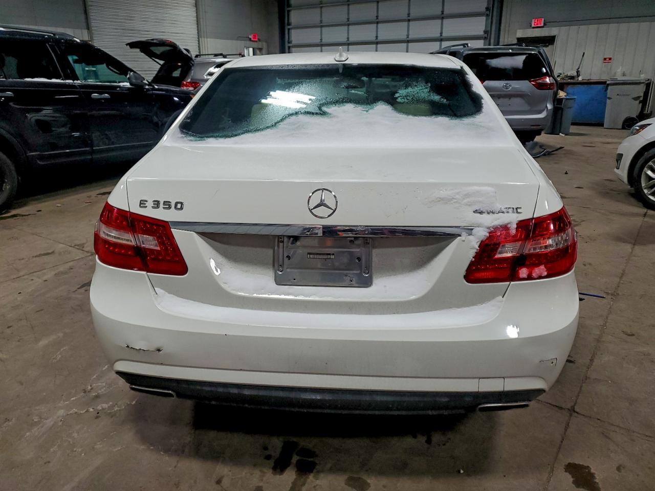 2010 MERCEDES-BENZ E-Class