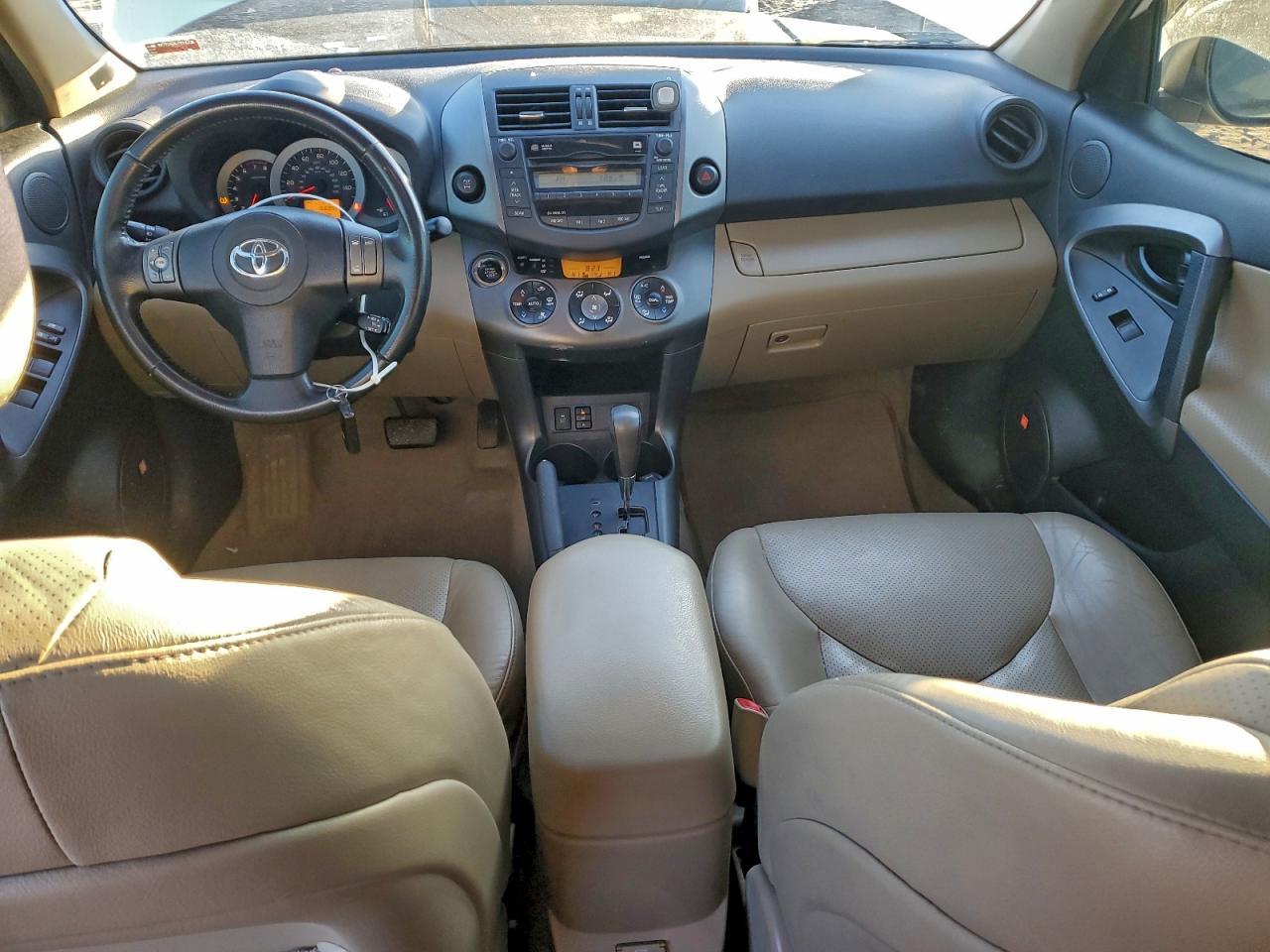 2011 TOYOTA RAV4