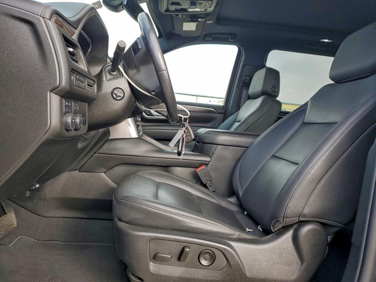 2022 CHEVROLET Suburban