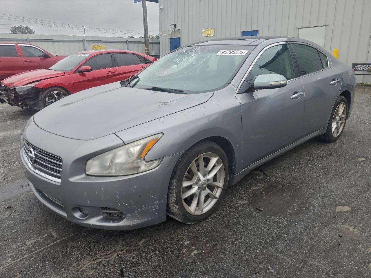 2009 NISSAN Maxima