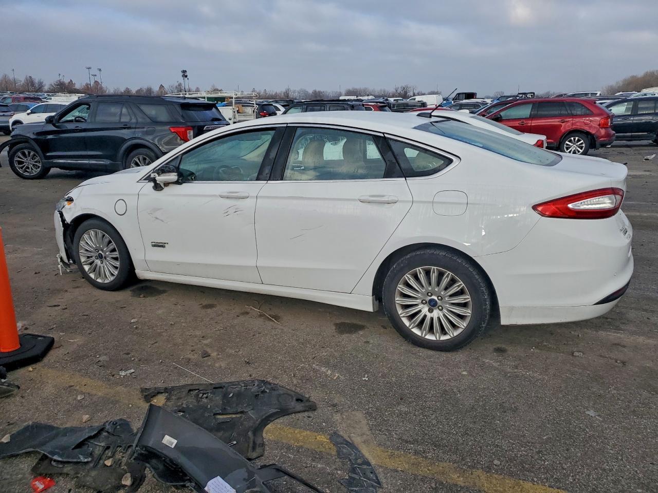 2016 FORD FUSION