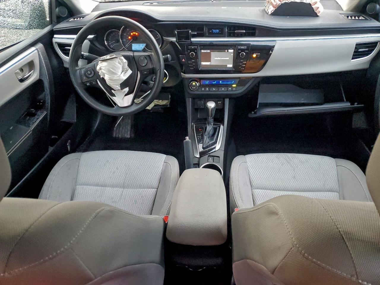2015 TOYOTA COROLLA