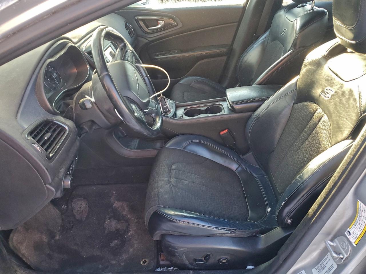 2015 CHRYSLER 200