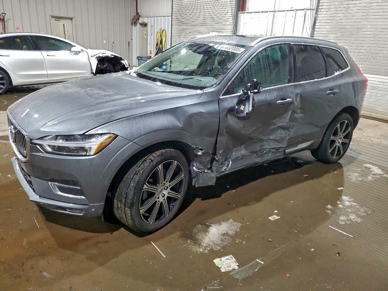 2021 VOLVO XC60