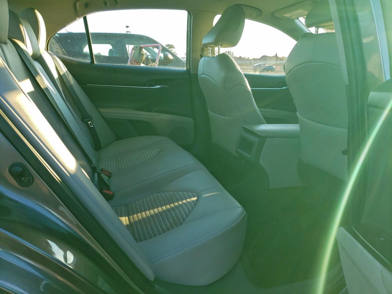 2020 TOYOTA CAMRY