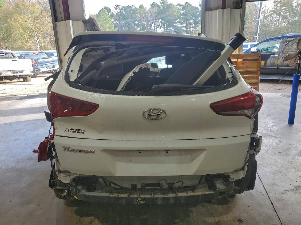 2018 HYUNDAI TUCSON