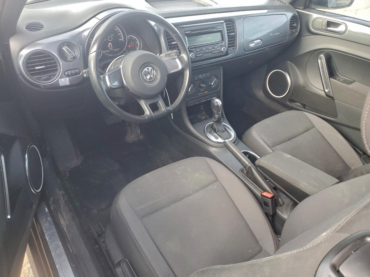 2014 VOLKSWAGEN Beetle