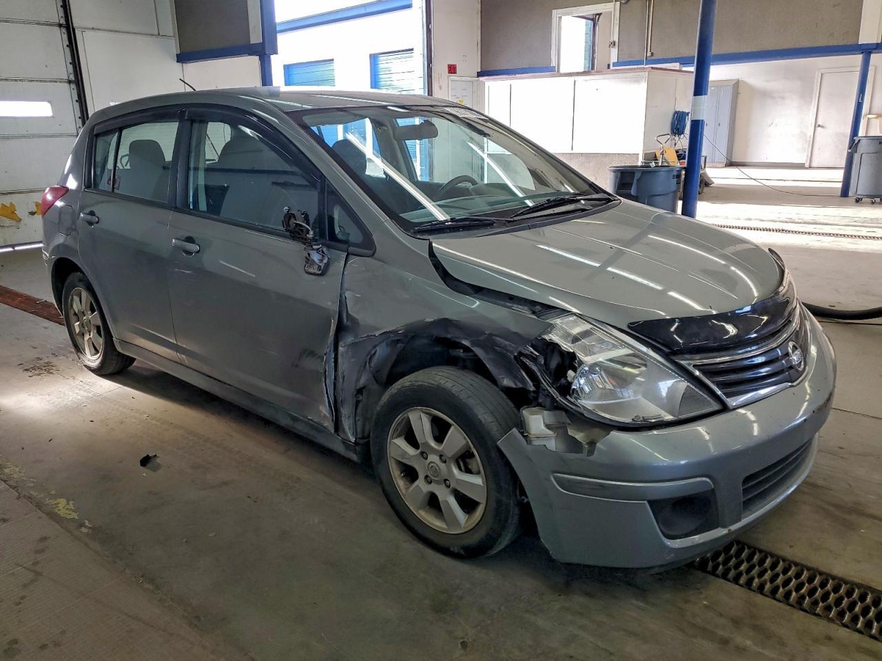 2012 NISSAN VERSA
