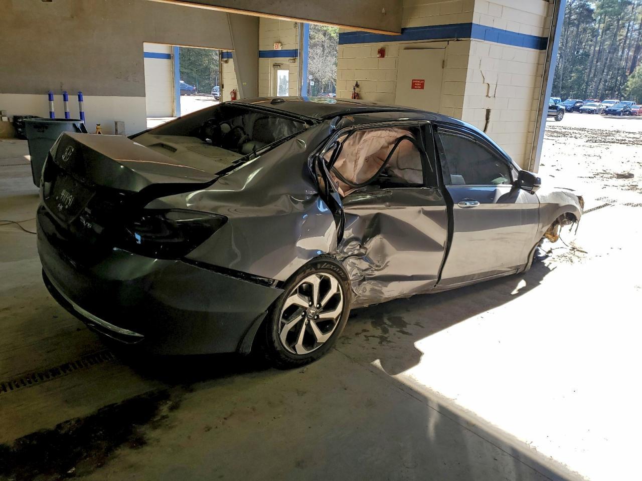 2016 HONDA ACCORD